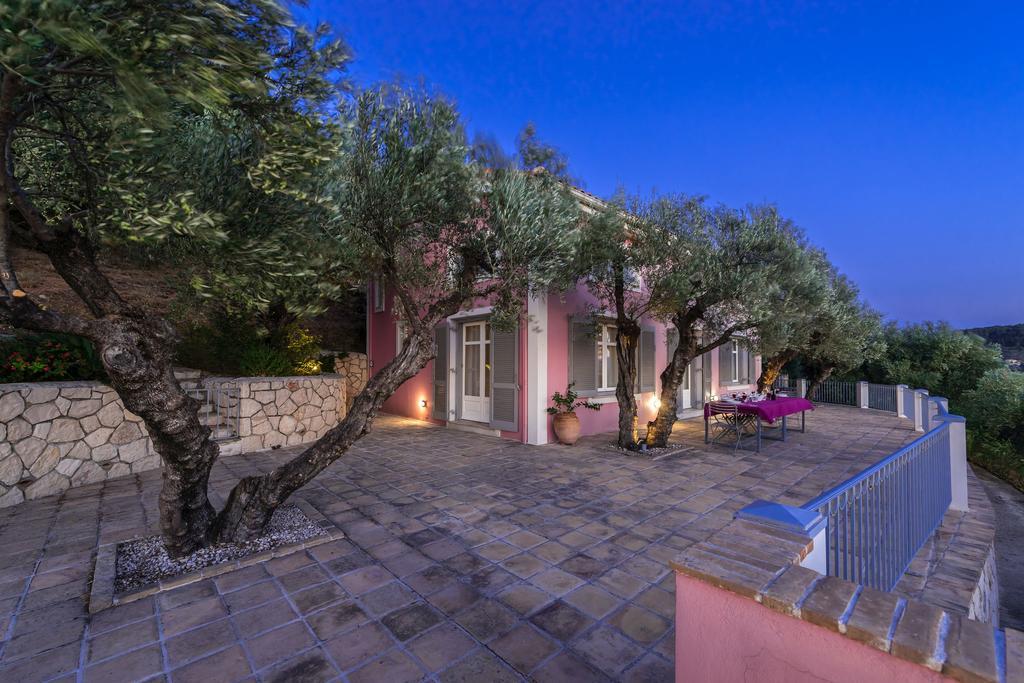 Villa Oliva, In A Serene Location & Private Pool, By Zantewize Акротири Экстерьер фото